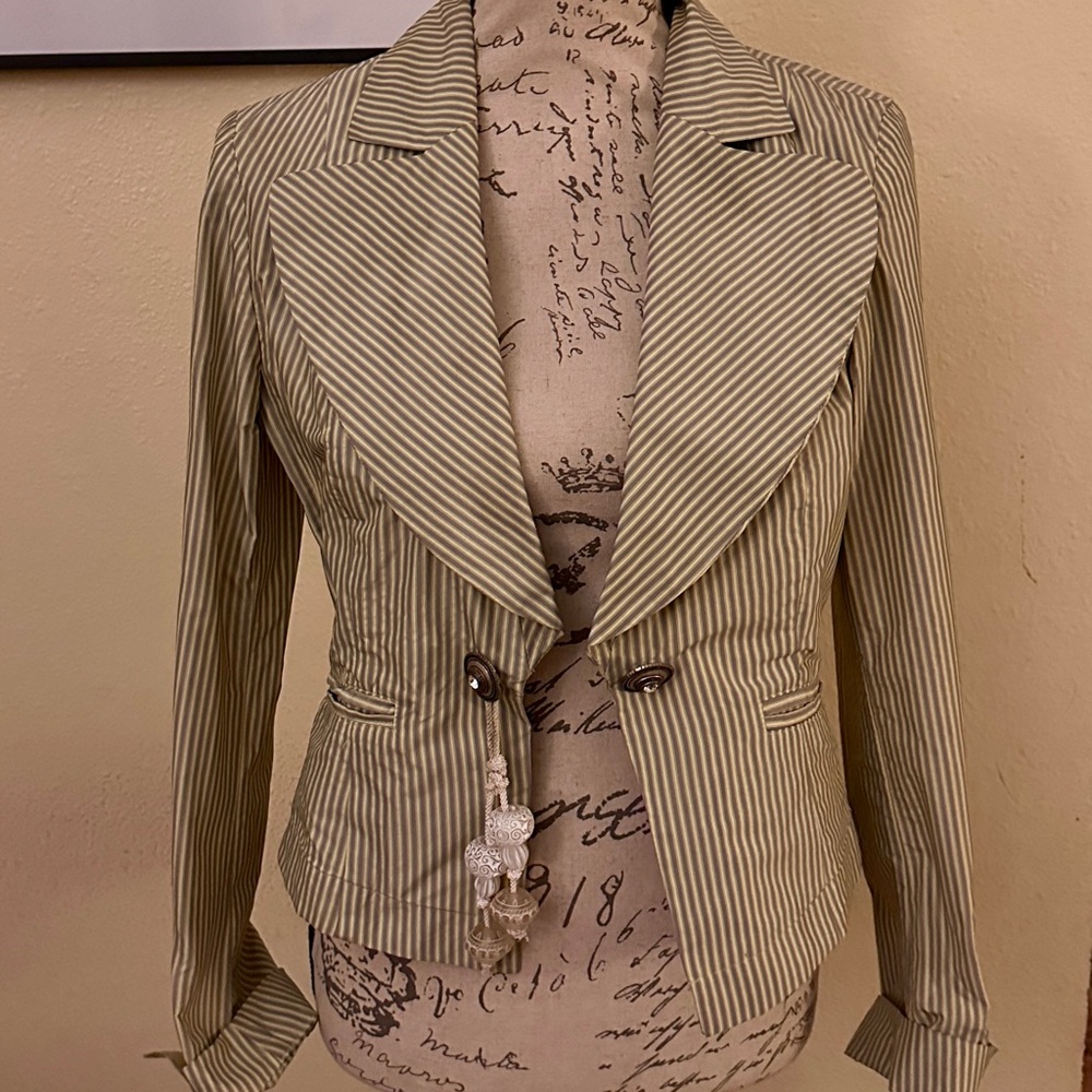 French Designer Airfield Striped Blazer with Elegant Closure